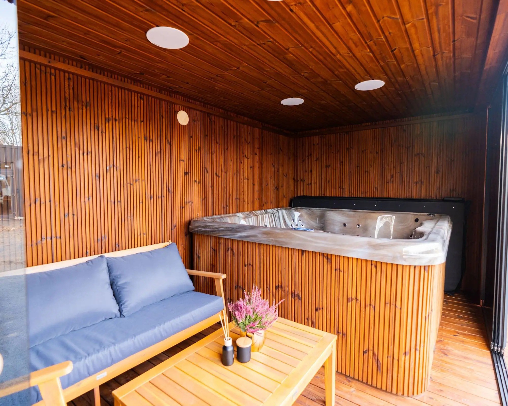 jak często wymieniać wodę w jacuzzi – Domki Sauny